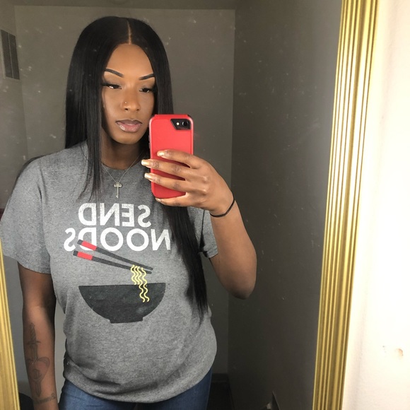 “Send Noods” Graphic Tee - Picture 3 of 4